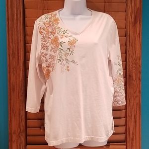 🔮🔥3 for $15.🔥Gorgeous Orvis Top - Large